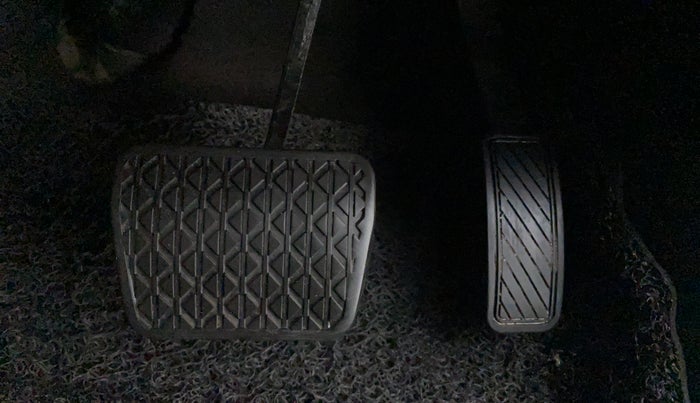 2016 Ford New Figo TITANIUM 1.5 PETROL AT, Petrol, Automatic, 56,776 km, Pedals