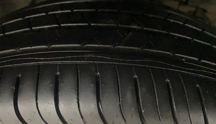 2023 Tata NEXON FEARLESS PURPLE + SUNROOF DUAL TONE 1.2 PETROL, Petrol, Manual, 42,318 km, Right Front Tyre Tread