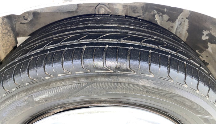 2012 Honda City 1.5L I-VTEC E MT, Petrol, Manual, 1,29,206 km, Left Front Tyre Tread