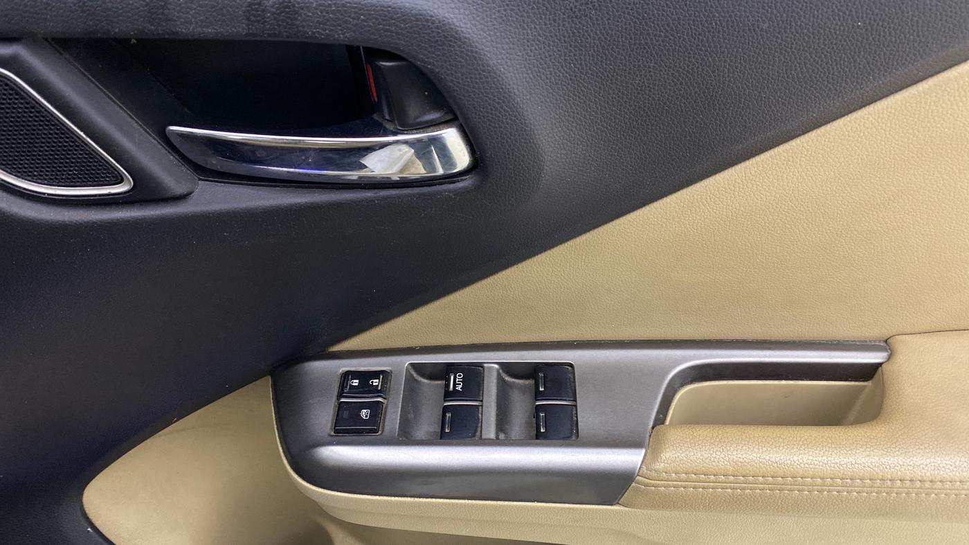 2017 Honda City 1.5L I-VTEC VX, Petrol, Manual, 63,486 km, Driver Side Door Panels Control