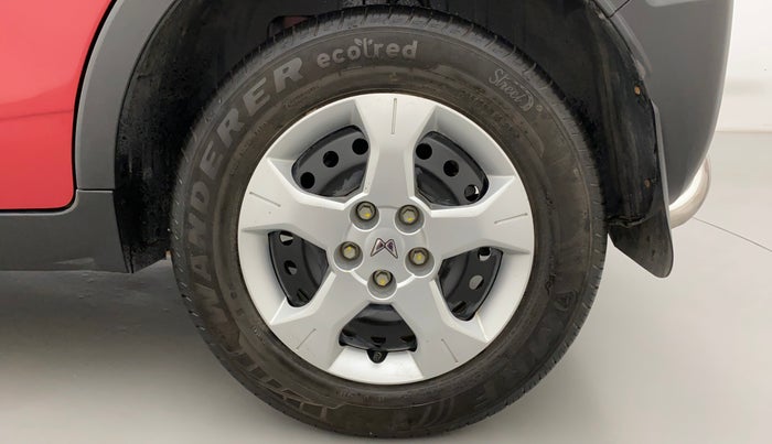 2022 Mahindra XUV300 W6 1.2 PETROL, Petrol, Manual, 7,648 km, Left Rear Wheel