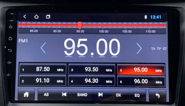 2022 Mahindra XUV300 W6 1.2 PETROL, Petrol, Manual, 7,648 km, Infotainment System