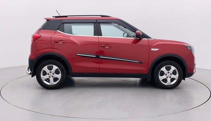 2022 Mahindra XUV300 W6 1.2 PETROL, Petrol, Manual, 7,648 km, Right Side View