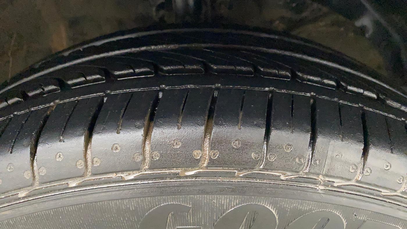 2018 Maruti Swift ZDI PLUS, Diesel, Manual, 80,361 km, Right Front Tyre Tread