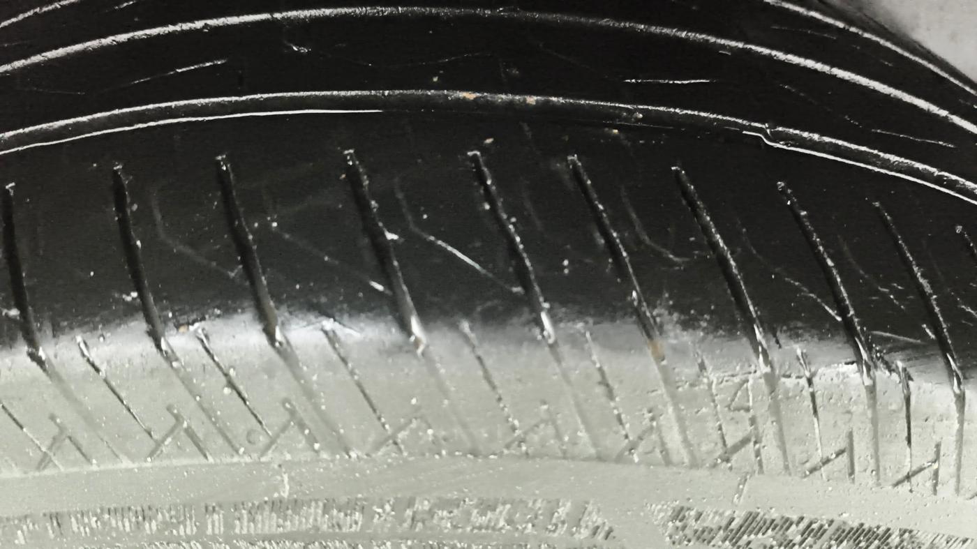 2023 Tata PUNCH ACCOMPLISHED MT CNG, CNG, Manual, 61,597 km, Left Rear Tyre Tread