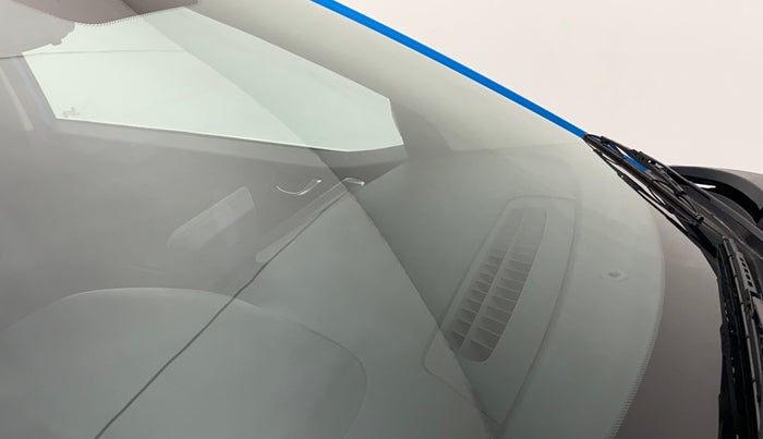 2017 Tata NEXON XZ PLUS DIESEL, Diesel, Manual, 31,067 km, Front windshield - Minor spot on windshield
