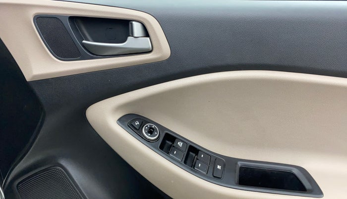 2016 Hyundai Elite i20 SPORTZ 1.2, Petrol, Manual, 48,752 km, Driver Side Door Panels Control