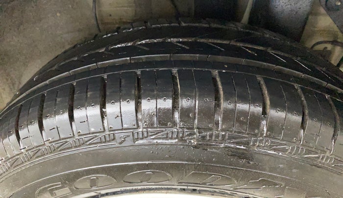 2016 Hyundai Elite i20 SPORTZ 1.2, Petrol, Manual, 48,752 km, Left Rear Tyre Tread