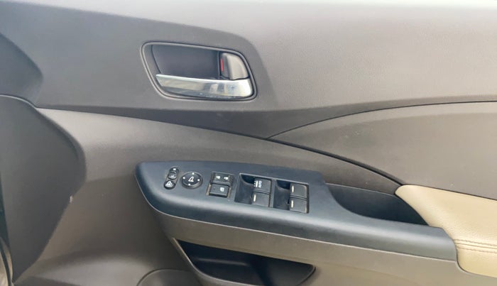 2015 Honda CRV 2.4L 4WD AVN AT, Petrol, Automatic, 1,03,278 km, Driver Side Door Panels Control