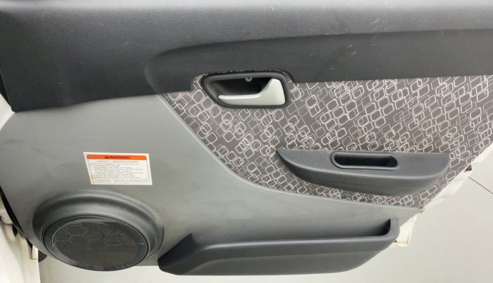 2018 Maruti Alto 800 LXI CNG, CNG, Manual, 43,643 km, Driver Side Door Panels Control