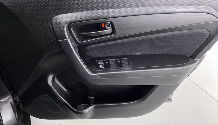 2021 Maruti Vitara Brezza VXI, Petrol, Manual, 7,769 km, Driver Side Door Panels Control