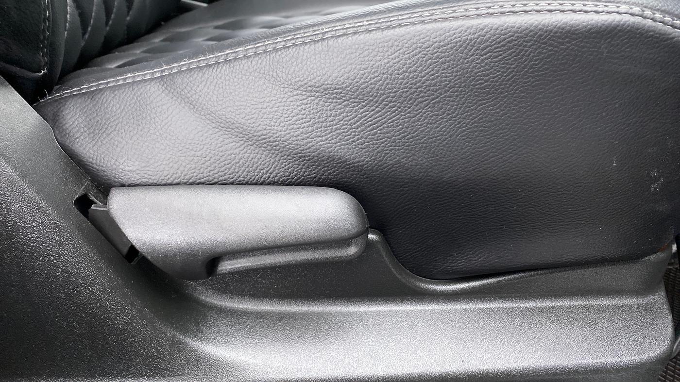 2021 Maruti Vitara Brezza VXI, Petrol, Manual, 7,769 km, Driver Side Adjustment Panel