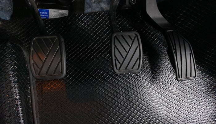 2021 Maruti Vitara Brezza VXI, Petrol, Manual, 7,769 km, Pedals
