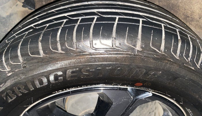 2022 Tata NEXON XZA PLUS (PREMIUM) KAZIRANGA PETROL, Petrol, Automatic, 7,002 km, Right Rear Tyre Tread