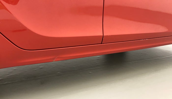2016 Tata Tiago XM PETROL, Petrol, Manual, 89,370 km, Right running board - Slightly dented