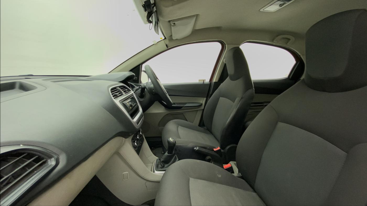2016 Tata Tiago XM PETROL, Petrol, Manual, 89,370 km, Right Side Front Door Cabin
