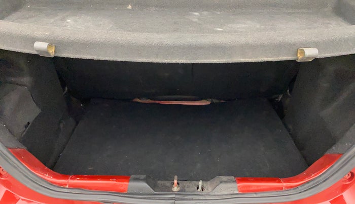 2016 Tata Tiago XM PETROL, Petrol, Manual, 89,370 km, Boot Inside
