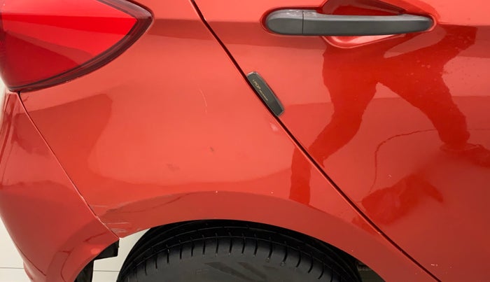 2016 Tata Tiago XM PETROL, Petrol, Manual, 89,370 km, Right quarter panel - Slightly dented