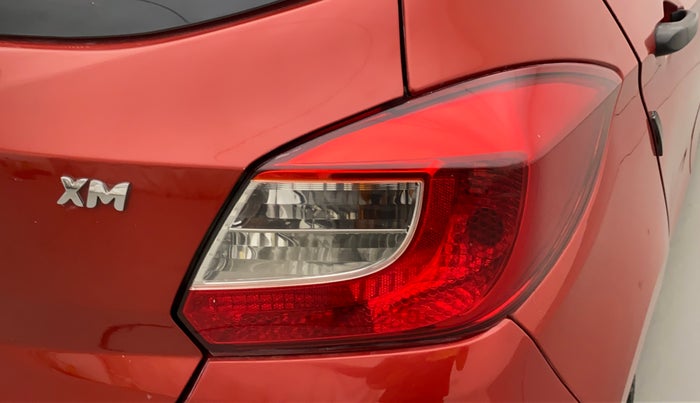 2016 Tata Tiago XM PETROL, Petrol, Manual, 89,370 km, Right tail light - Reverse gear light not functional