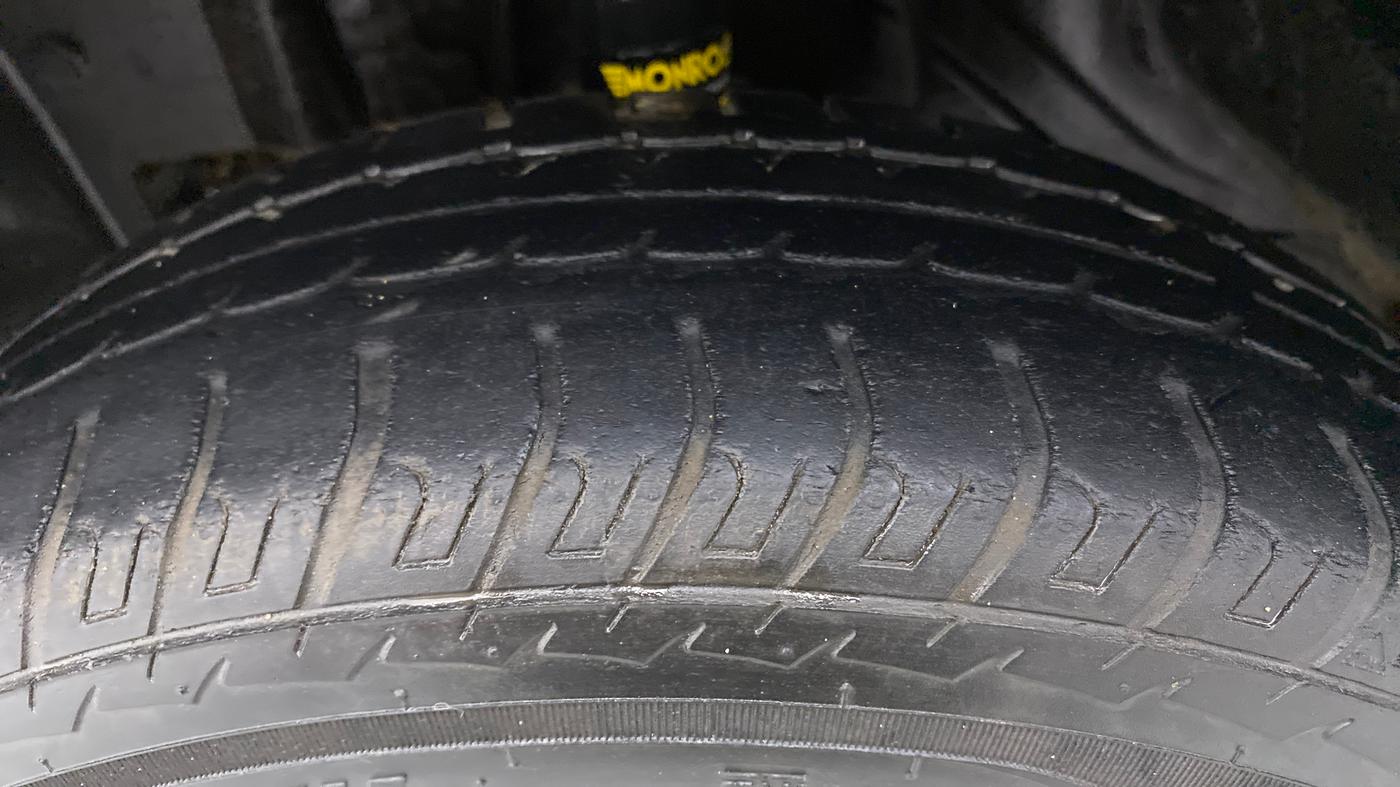 2018 Datsun Go T(O), Petrol, Manual, 47,162 km, Left Front Tyre Tread