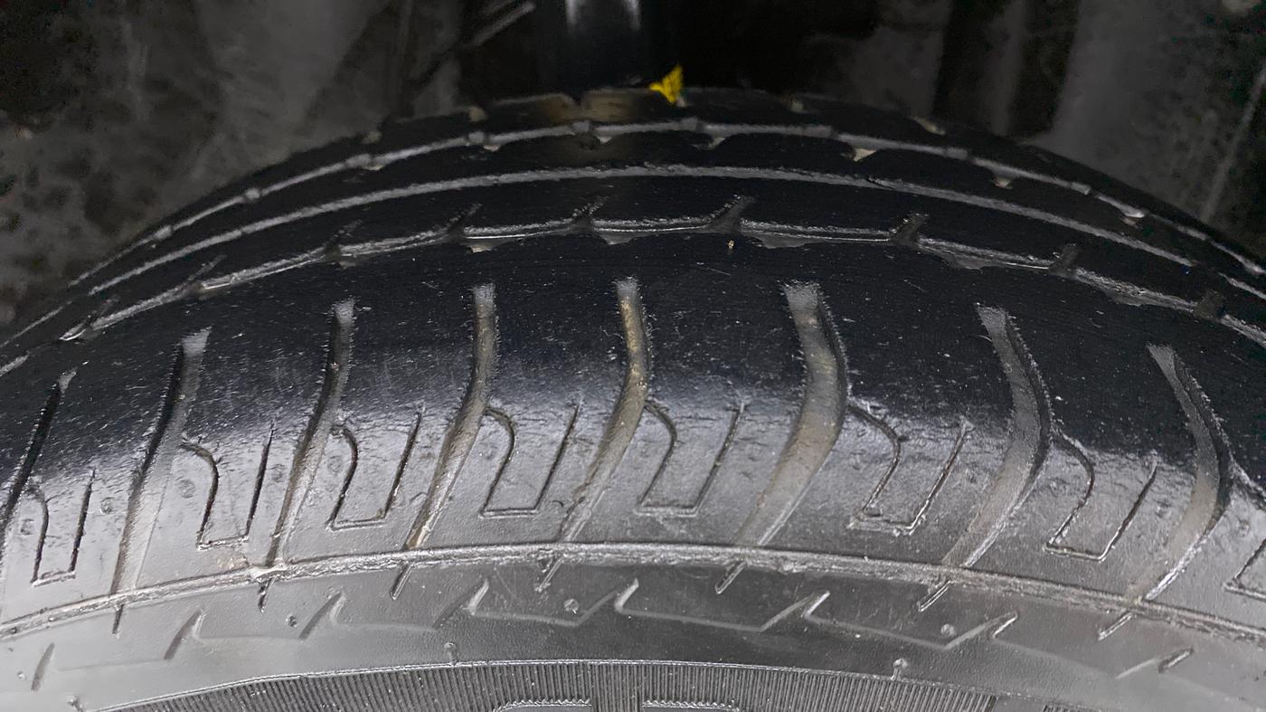 2018 Datsun Go T(O), Petrol, Manual, 47,162 km, Right Front Tyre Tread