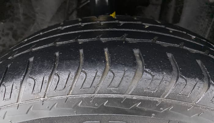 2018 Datsun Go T(O), Petrol, Manual, 47,162 km, Right Front Tyre Tread