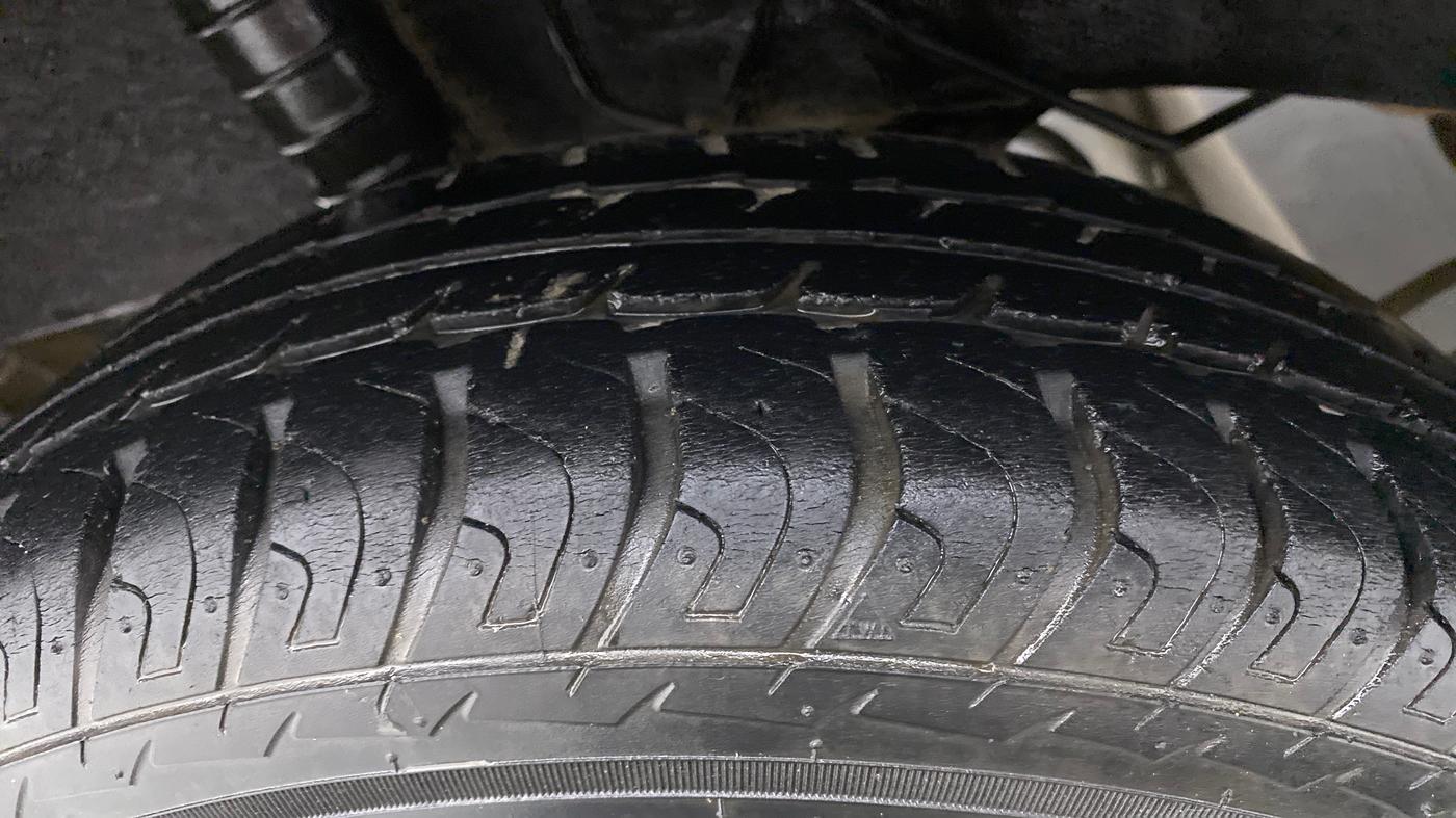 2018 Datsun Go T(O), Petrol, Manual, 47,162 km, Right Rear Tyre Tread