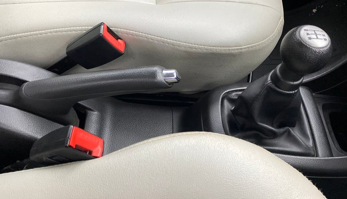 2014 Maruti Swift VXI D, Petrol, Manual, 23,153 km, Gear Lever