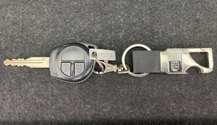 2014 Maruti Swift VXI D, Petrol, Manual, 23,153 km, Key Close Up