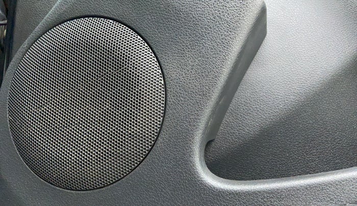 2015 Renault Duster RXZ 110 4WD, Diesel, Manual, 70,862 km, Speaker