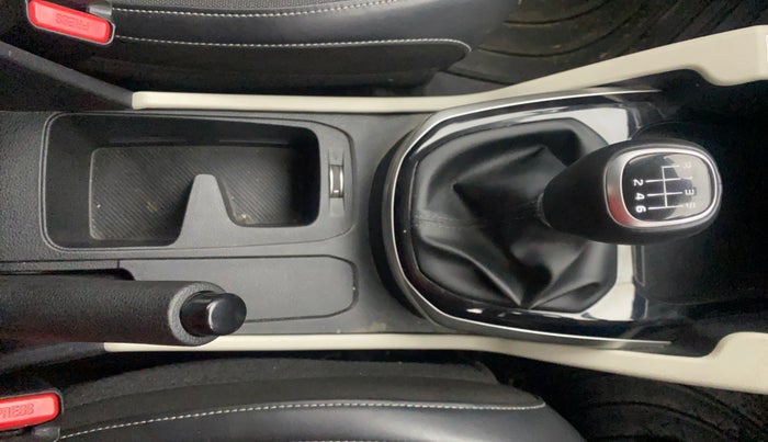 2023 KIA CARENS PRESTIGE PLUS 1.5 PETROL IMT 7 STR, Petrol, Manual, 18,039 km, Gear Lever