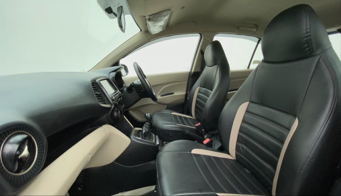 2019 Hyundai NEW SANTRO 1.1 SPORTZ MT CNG, CNG, Manual, 34,296 km, Right Side Front Door Cabin