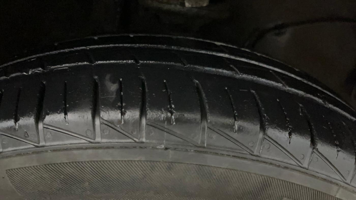2022 Maruti Alto LXI O, Petrol, Manual, 23,929 km, Right Front Tyre Tread