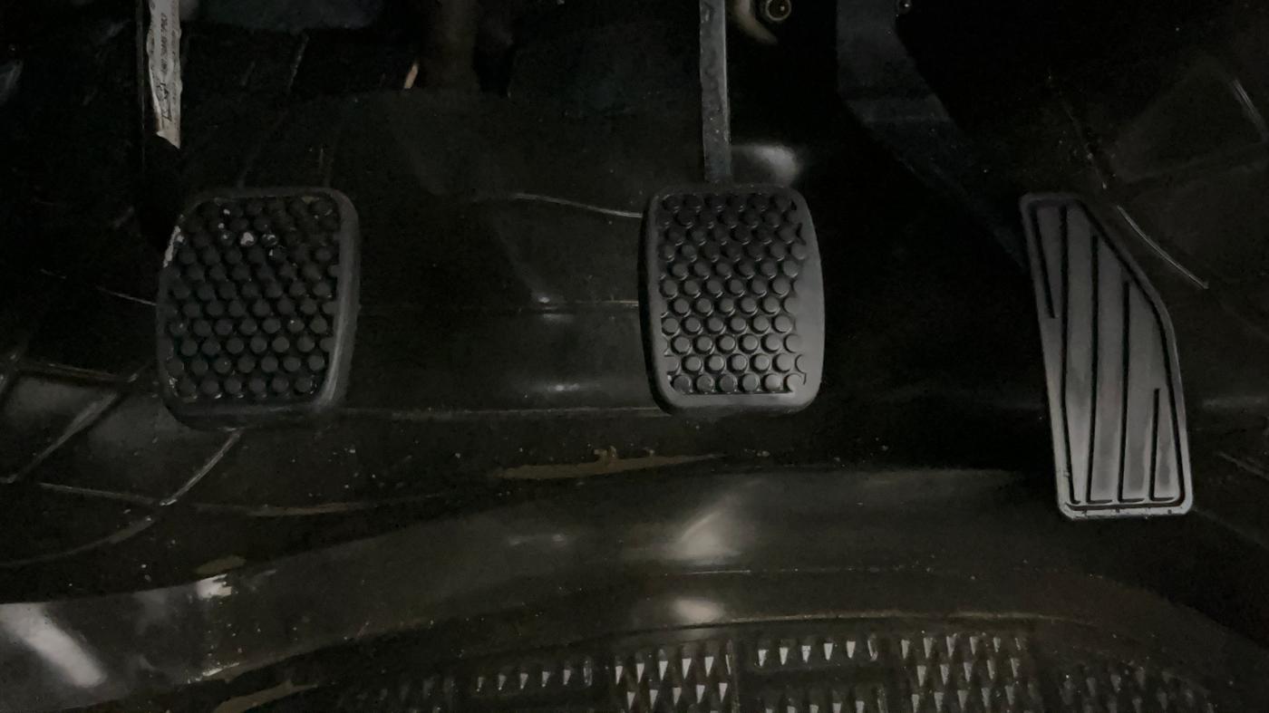 2022 Maruti Alto LXI O, Petrol, Manual, 23,929 km, Pedals