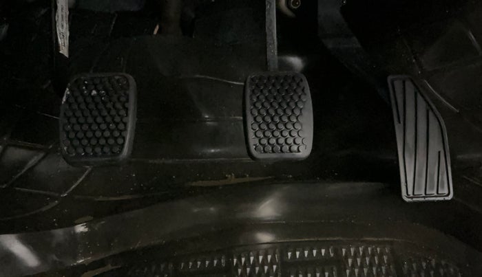 2022 Maruti Alto LXI O, Petrol, Manual, 23,870 km, Pedals