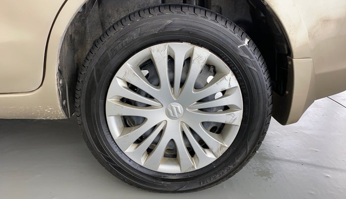 2013 Maruti Ertiga VXI CNG, CNG, Manual, 56,044 km, Left Rear Wheel