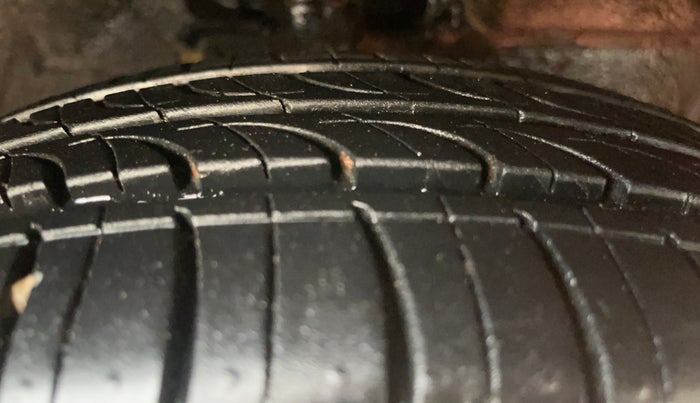 2017 Maruti Celerio ZXI (O), Petrol, Manual, 74,883 km, Right Front Tyre Tread