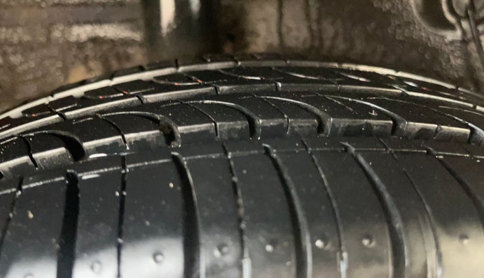 2017 Maruti Celerio ZXI (O), Petrol, Manual, 74,883 km, Right Rear Tyre Tread