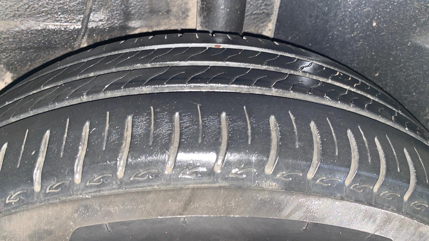 2023 Tata ALTROZ XZA PLUS, Petrol, Automatic, 11,586 km, Left Rear Tyre Tread