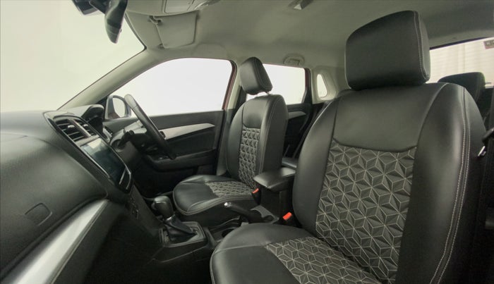 2020 Maruti Vitara Brezza ZXI PLUS AT DUAL TONE SHVS, Petrol, Automatic, 46,733 km, Right Side Front Door Cabin