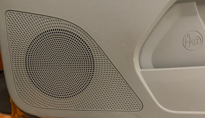 2017 Tata Tiago XZA PETROL, Petrol, Automatic, 50,764 km, Speaker