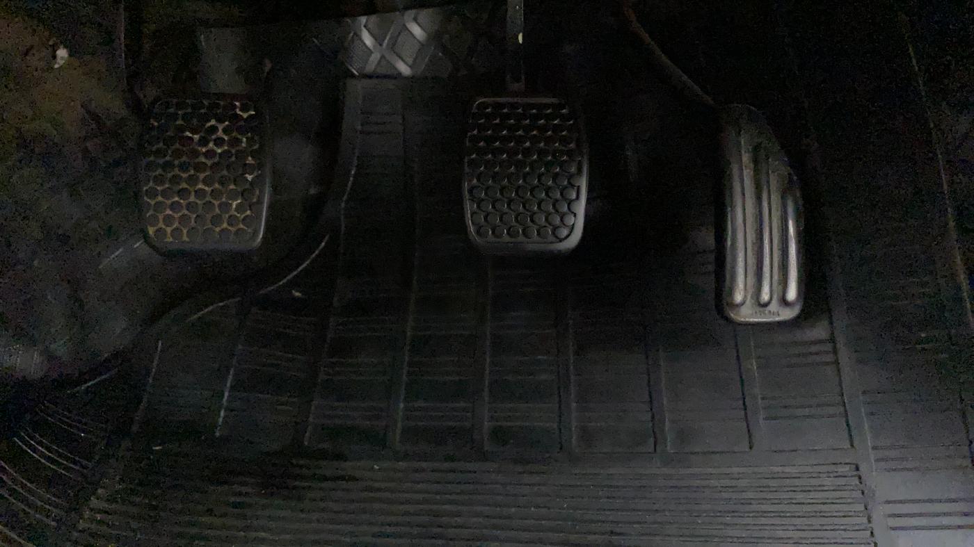 2010 Maruti Alto LXI, Petrol, Manual, 2,44,253 km, Pedals