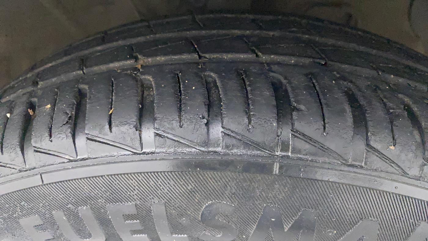 2018 Hyundai NEW SANTRO MAGNA, Petrol, Manual, 23,578 km, Right Front Tyre Tread