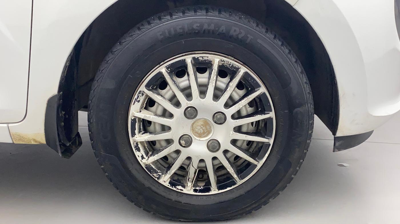 2018 Hyundai NEW SANTRO MAGNA, Petrol, Manual, 23,578 km, Right Front Wheel