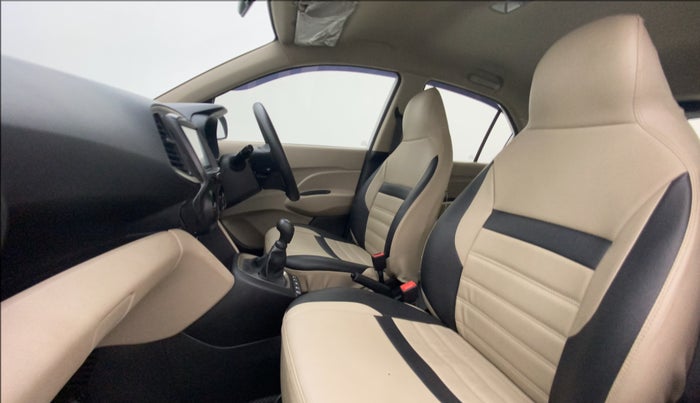 2018 Hyundai NEW SANTRO MAGNA, Petrol, Manual, 23,578 km, Right Side Front Door Cabin