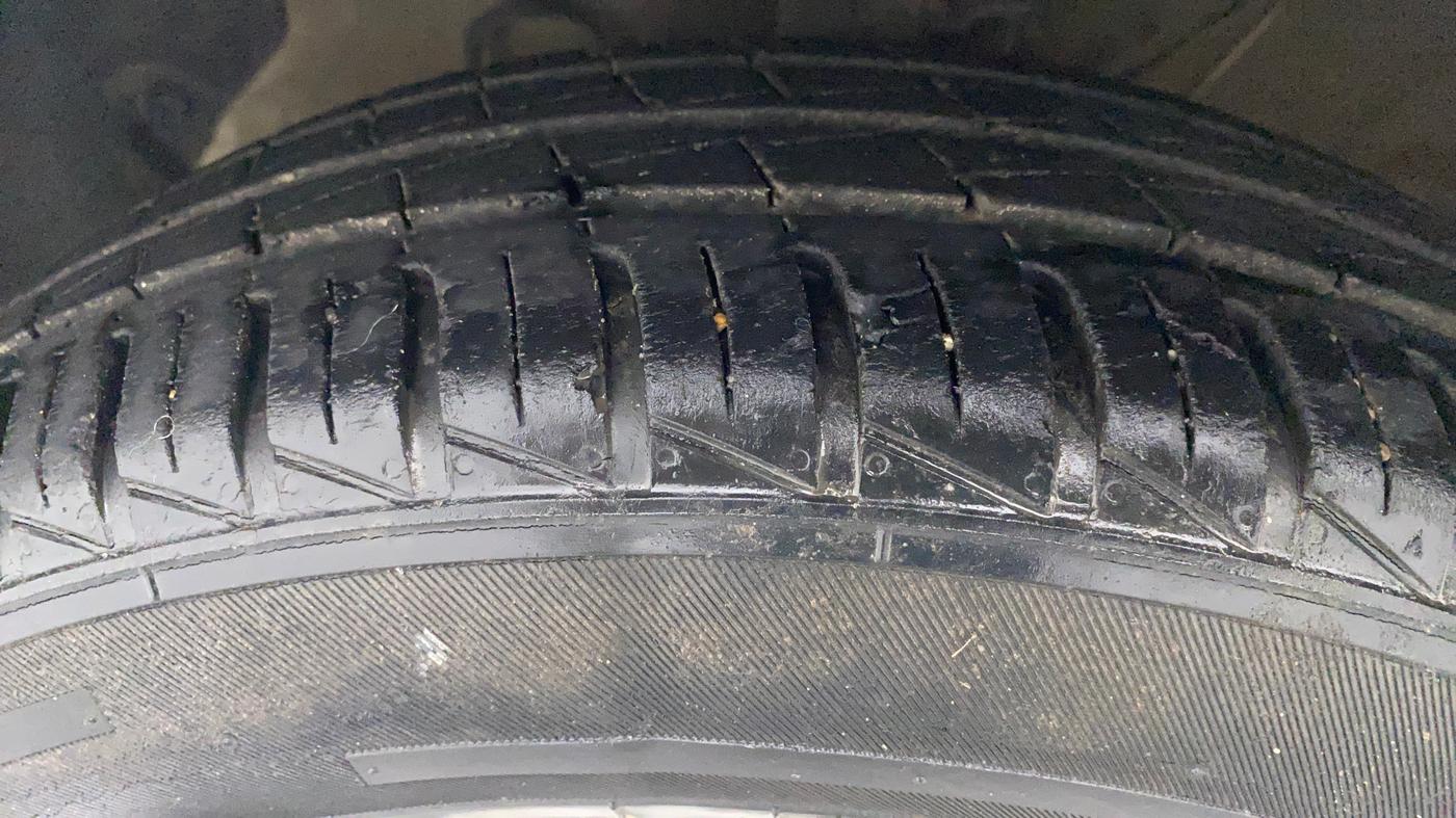 2018 Hyundai NEW SANTRO MAGNA, Petrol, Manual, 23,578 km, Left Front Tyre Tread