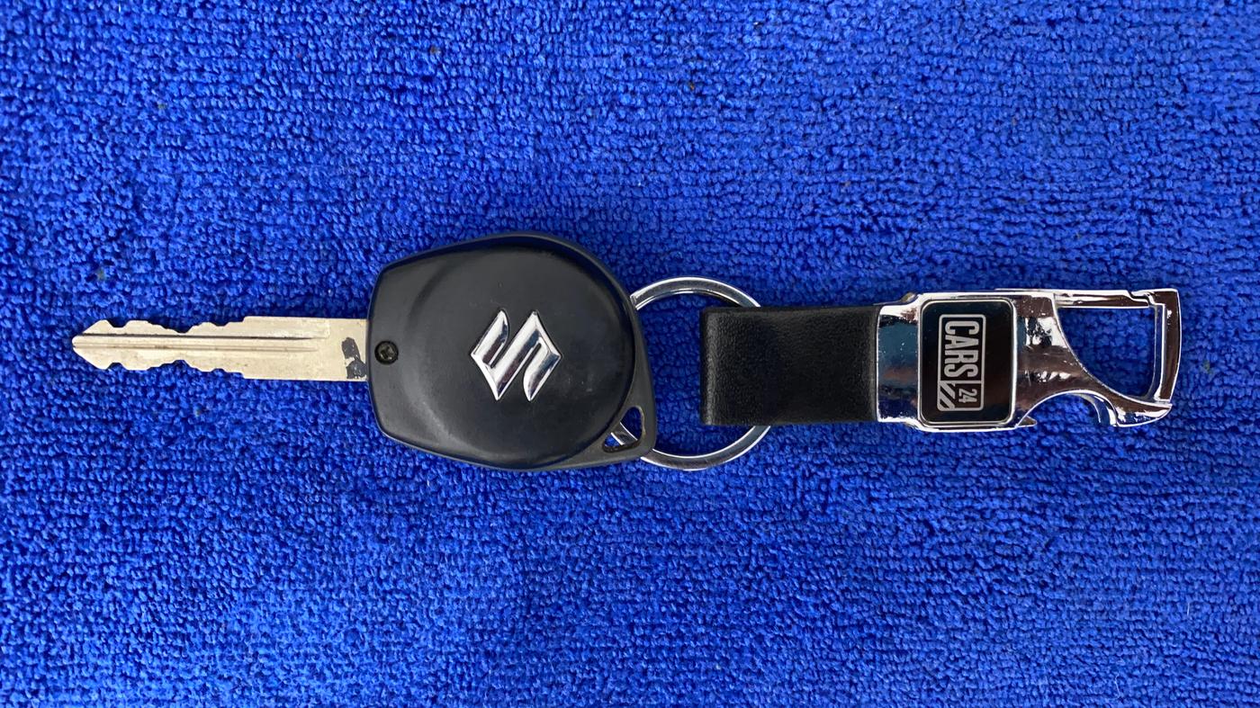 2012 Maruti Swift Dzire ZXI, Petrol, Manual, 41,933 km, Key Close Up