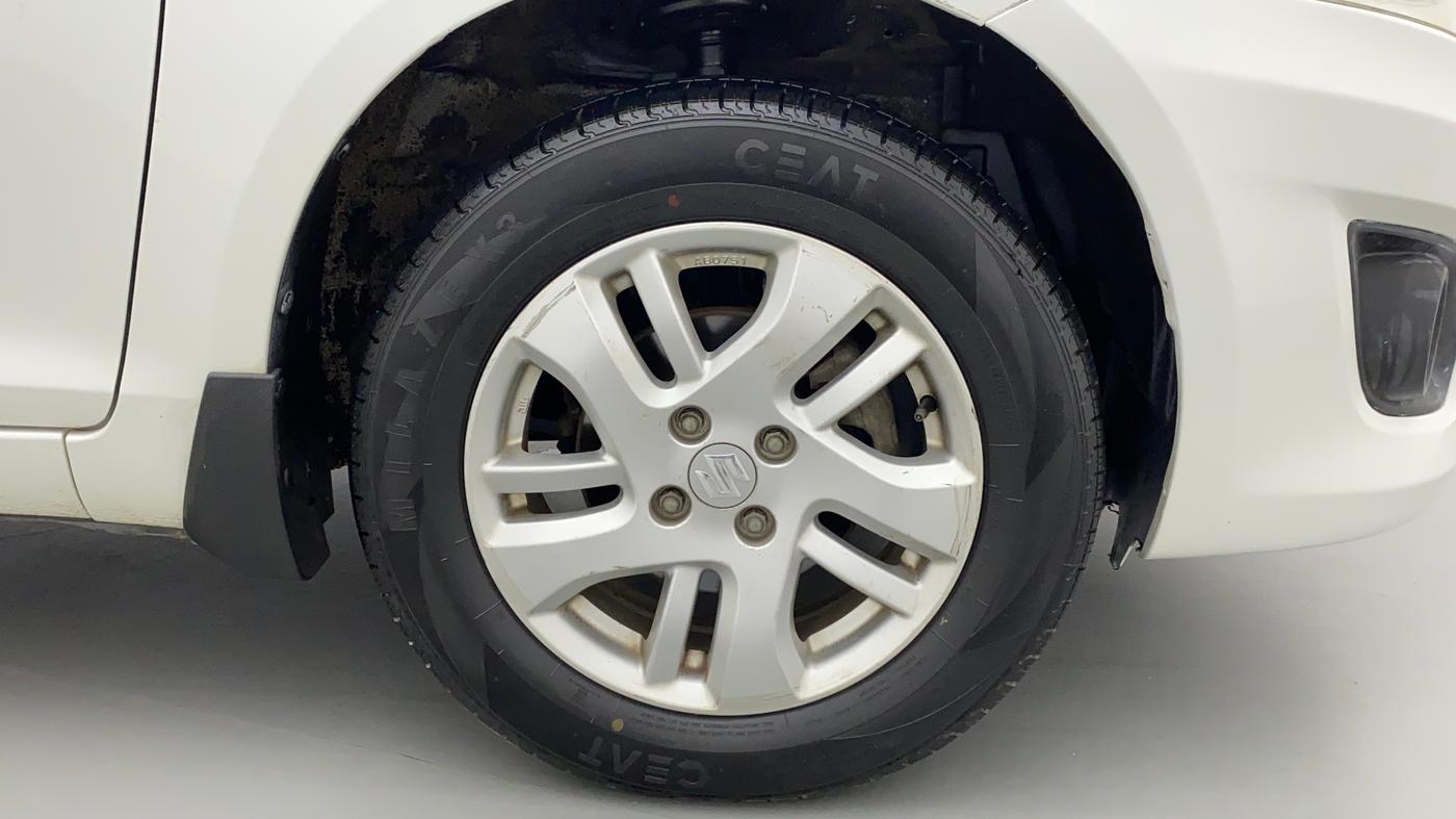 2012 Maruti Swift Dzire ZXI, Petrol, Manual, 41,933 km, Right Front Wheel