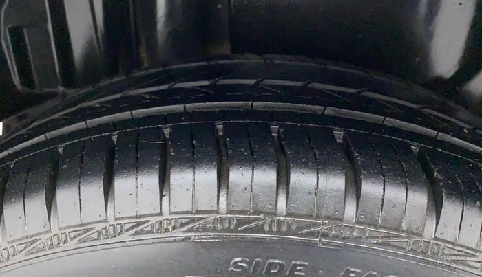 2012 Maruti Swift Dzire ZXI, Petrol, Manual, 41,933 km, Right Rear Tyre Tread