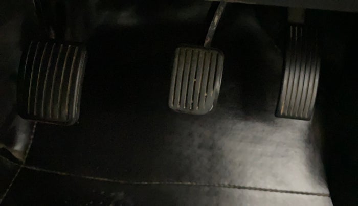 2015 Hyundai Xcent S 1.2, Petrol, Manual, 69,893 km, Pedals